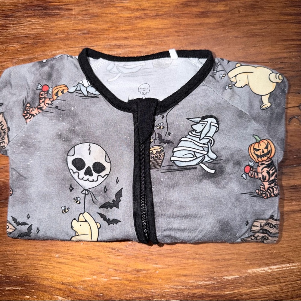 Lazy Bones 6-12 Pooh Halloween